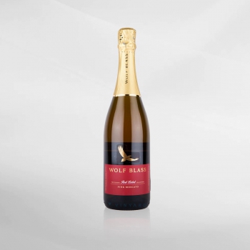 Wolf Blass Red Label Pink Moscato 750 ml