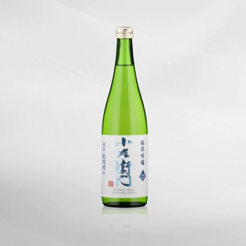 Sake Ginjo Dewasansan 720 ml